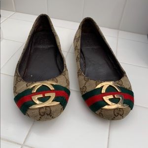 Gucci flats